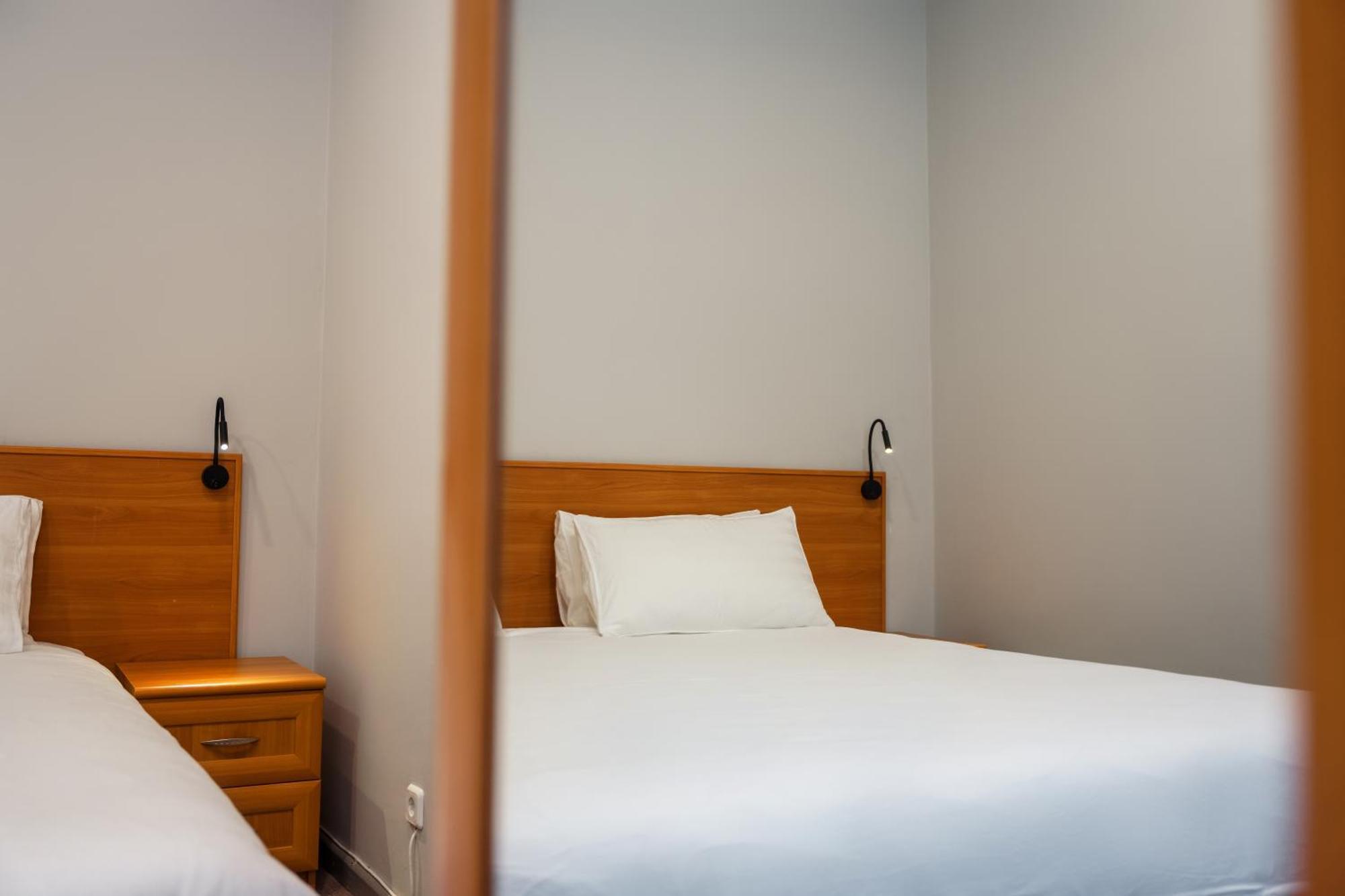 Dolinnka Hotel Cholpon-Ata Exteriör bild